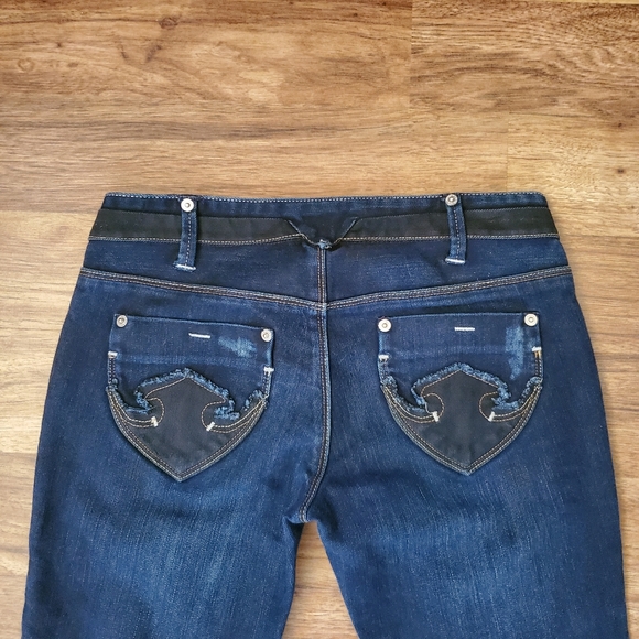 A/X Armani Exchange Size 0 SHORT Bootcut Jeans - Picture 3 of 8